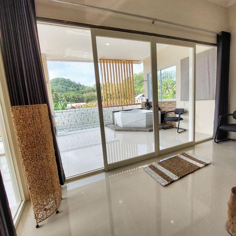Homestay Summerfield And Cafe